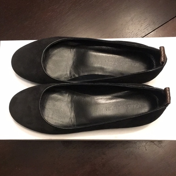 Authentic Louis Vuitton Suede Flats - Picture 2 of 3